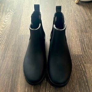 Sperry Torrent Chelsea Rain Boots